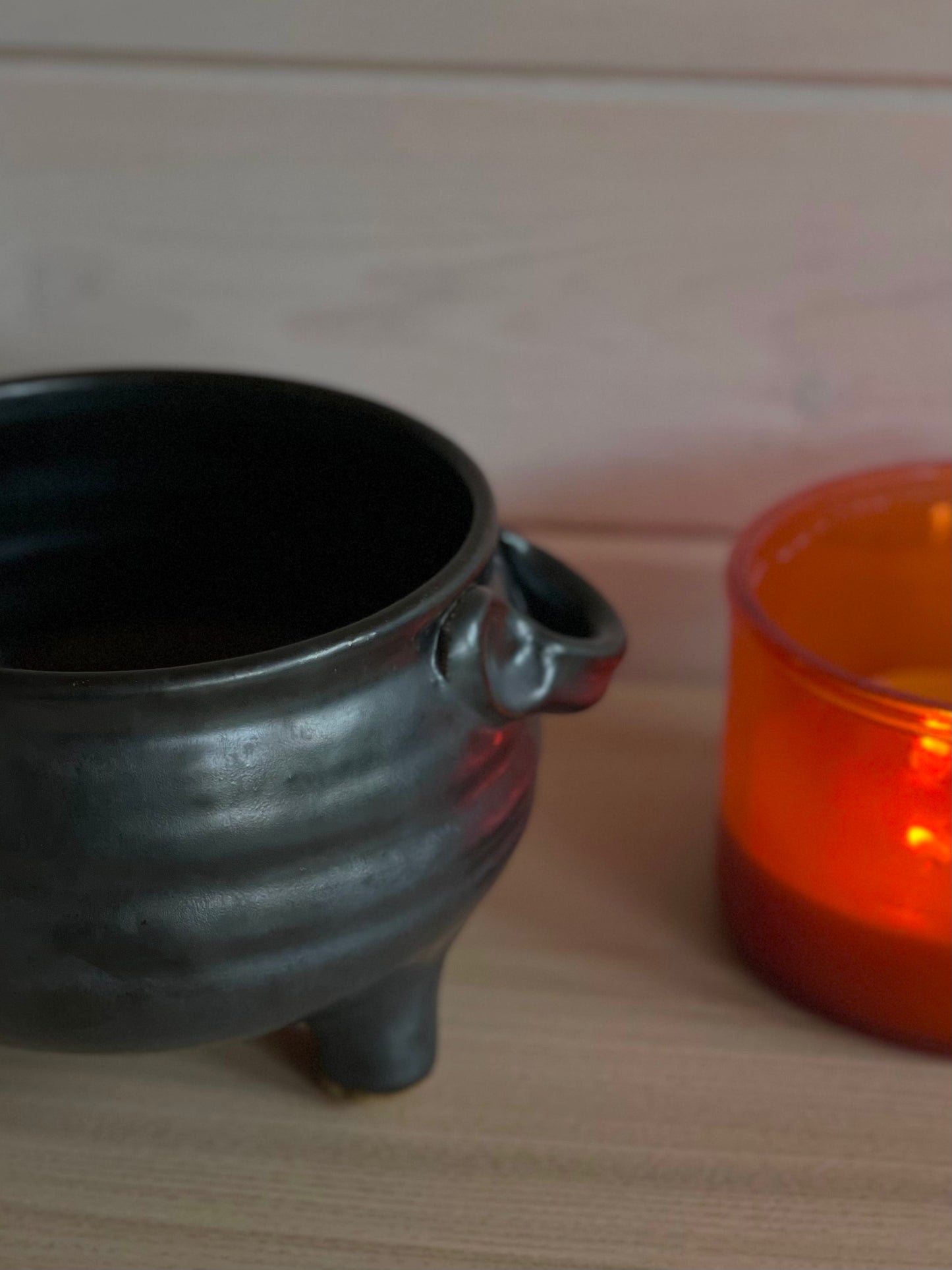 Cauldron (Seconds)