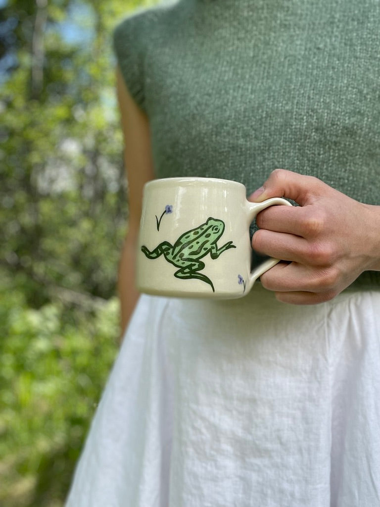Frog Mug 3