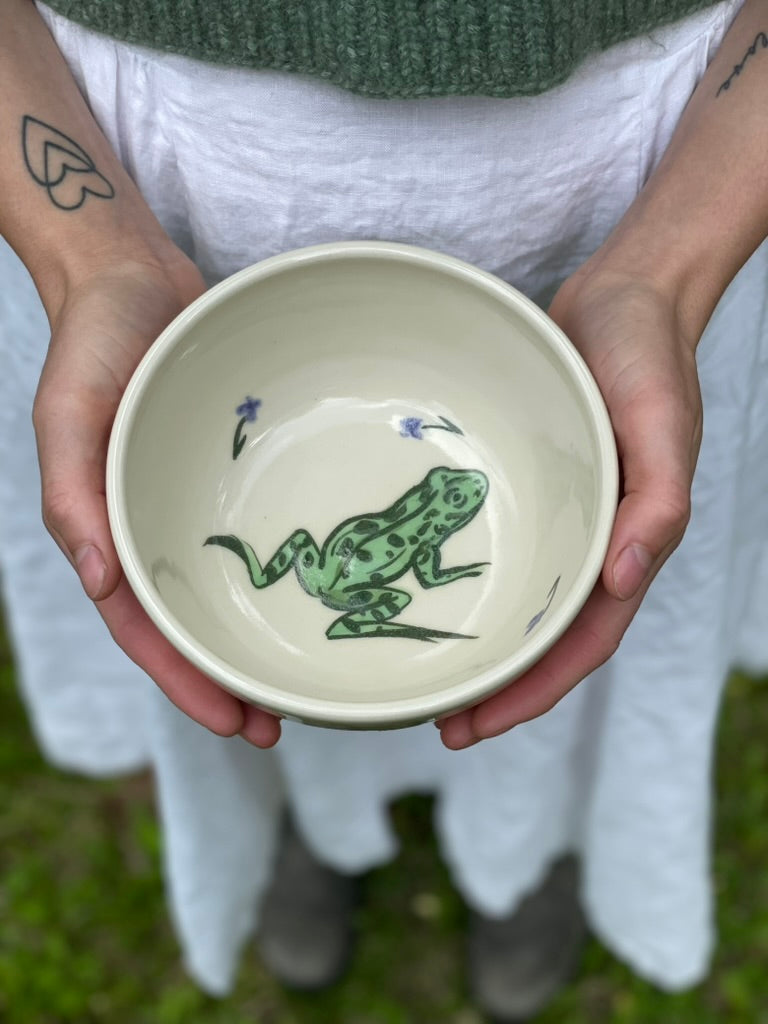 Frog Bowl 3